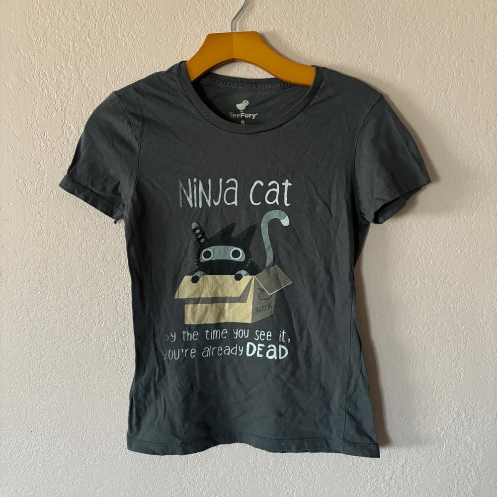 Tee Fury cat ninja t shirt size small